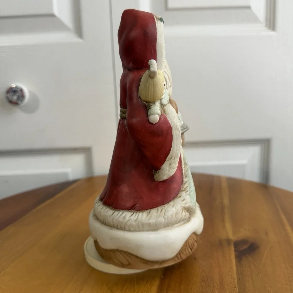 Vintage Porcelain‎ 1991 Santa Doll Music Box Cottage Christmas Decor Collectible